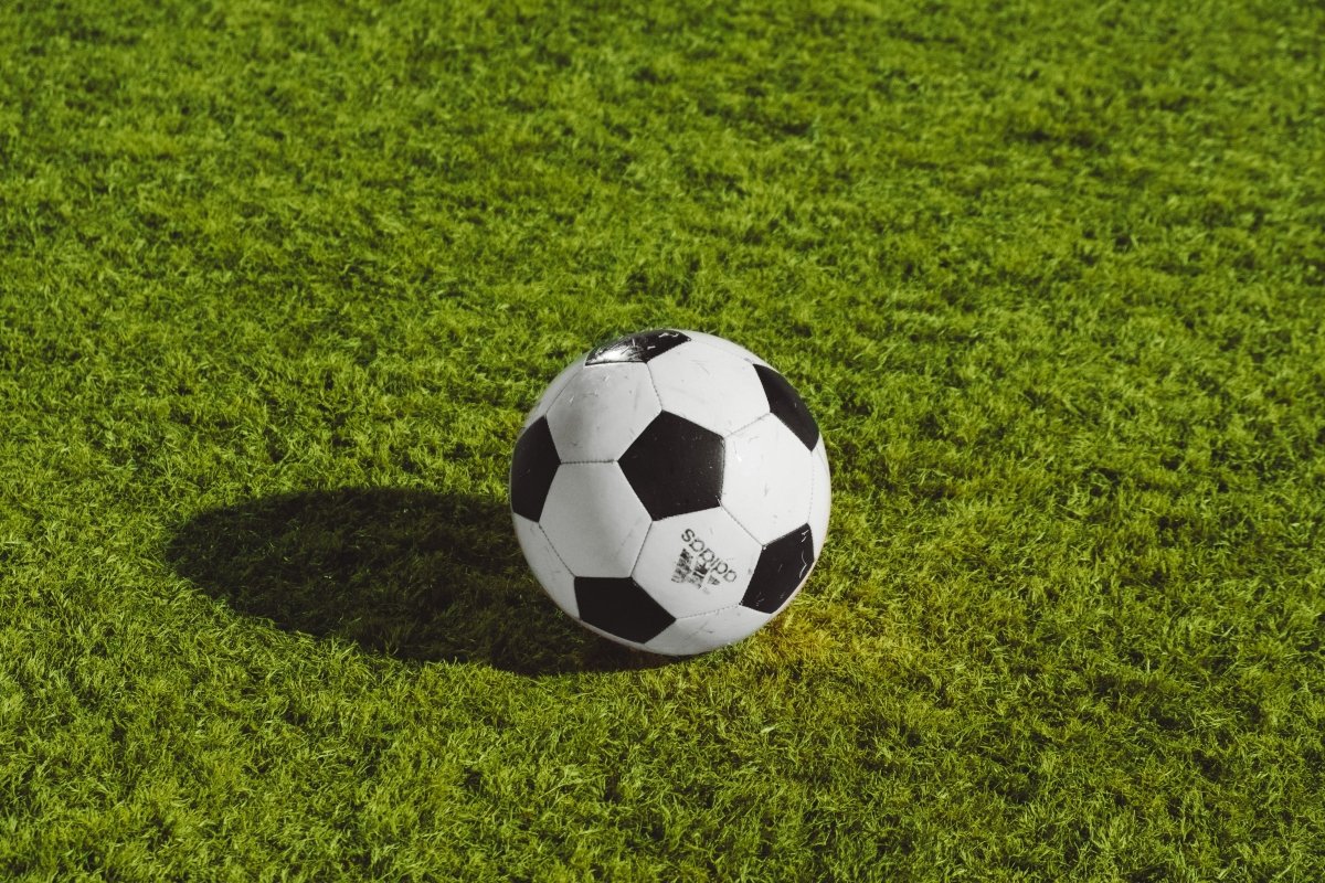 Top 5 Things To Look For When Choosing A Soccer Ball - Goal Kick Soccer