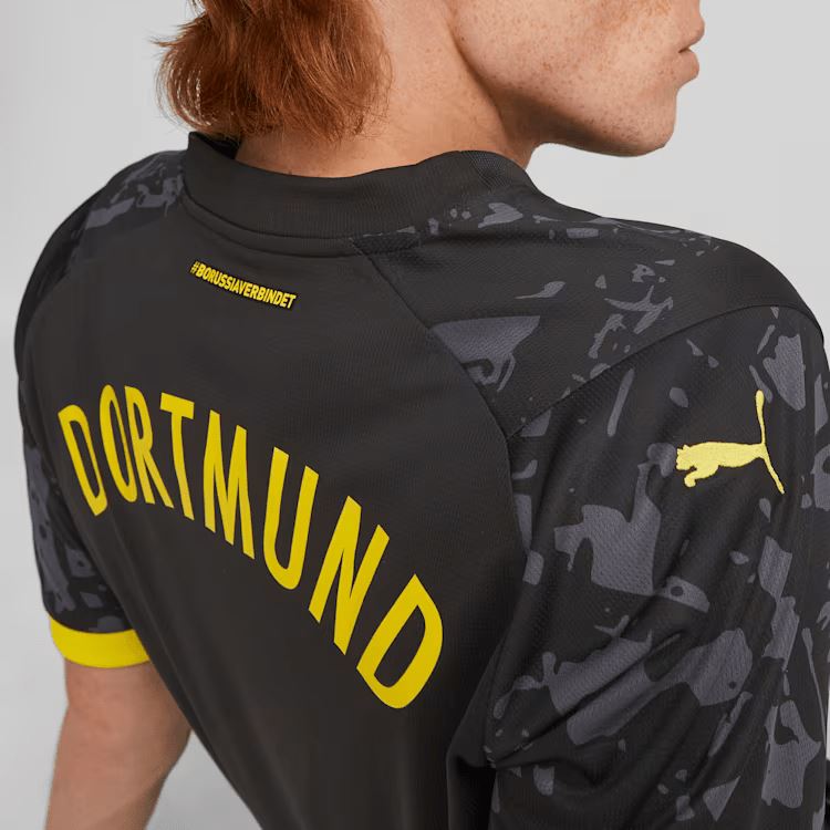 Puma Men's Borussia Dortmund 23/24 Away Jersey | 77061202 Apparel Puma 