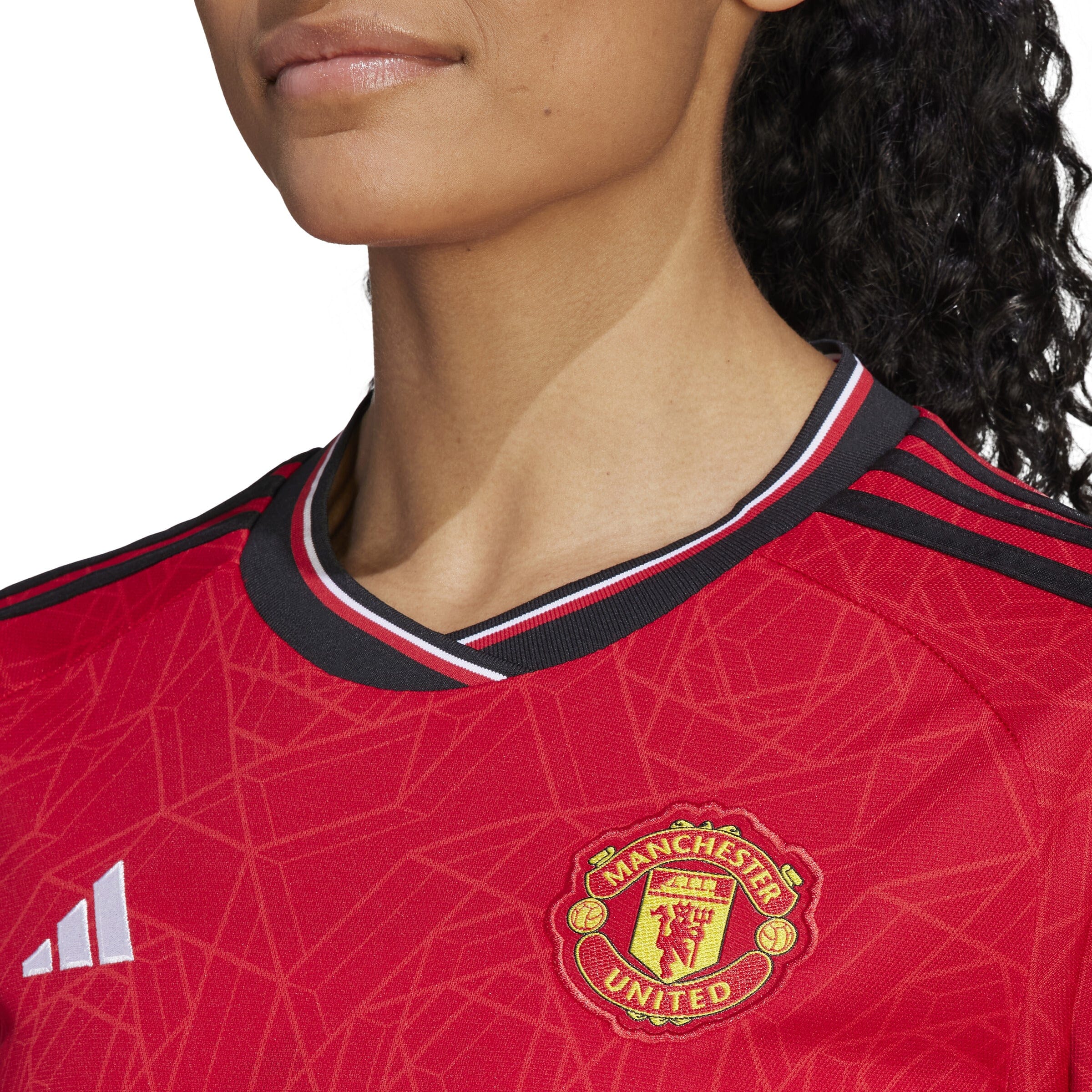 adidas Women's Manchester United 23/24 Home Jersey